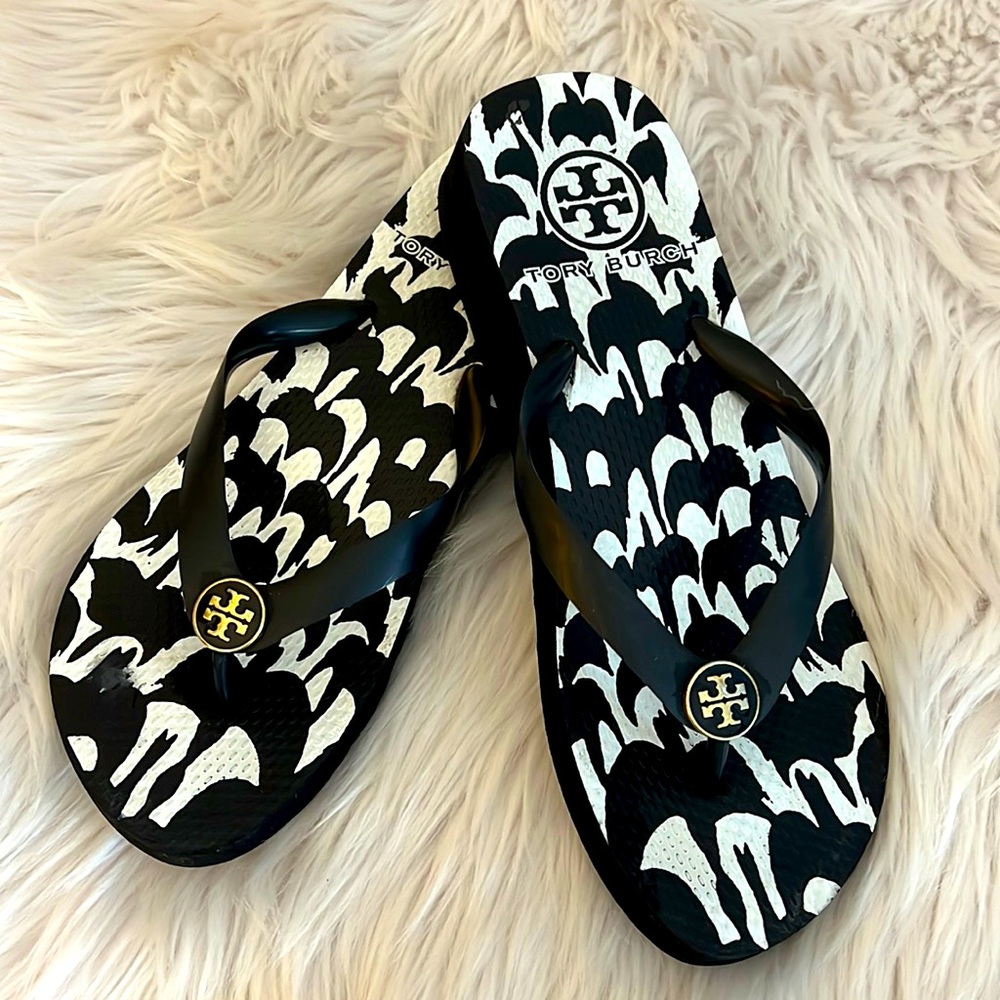 Tory Burch Black and White Sandals with Striking Pattern